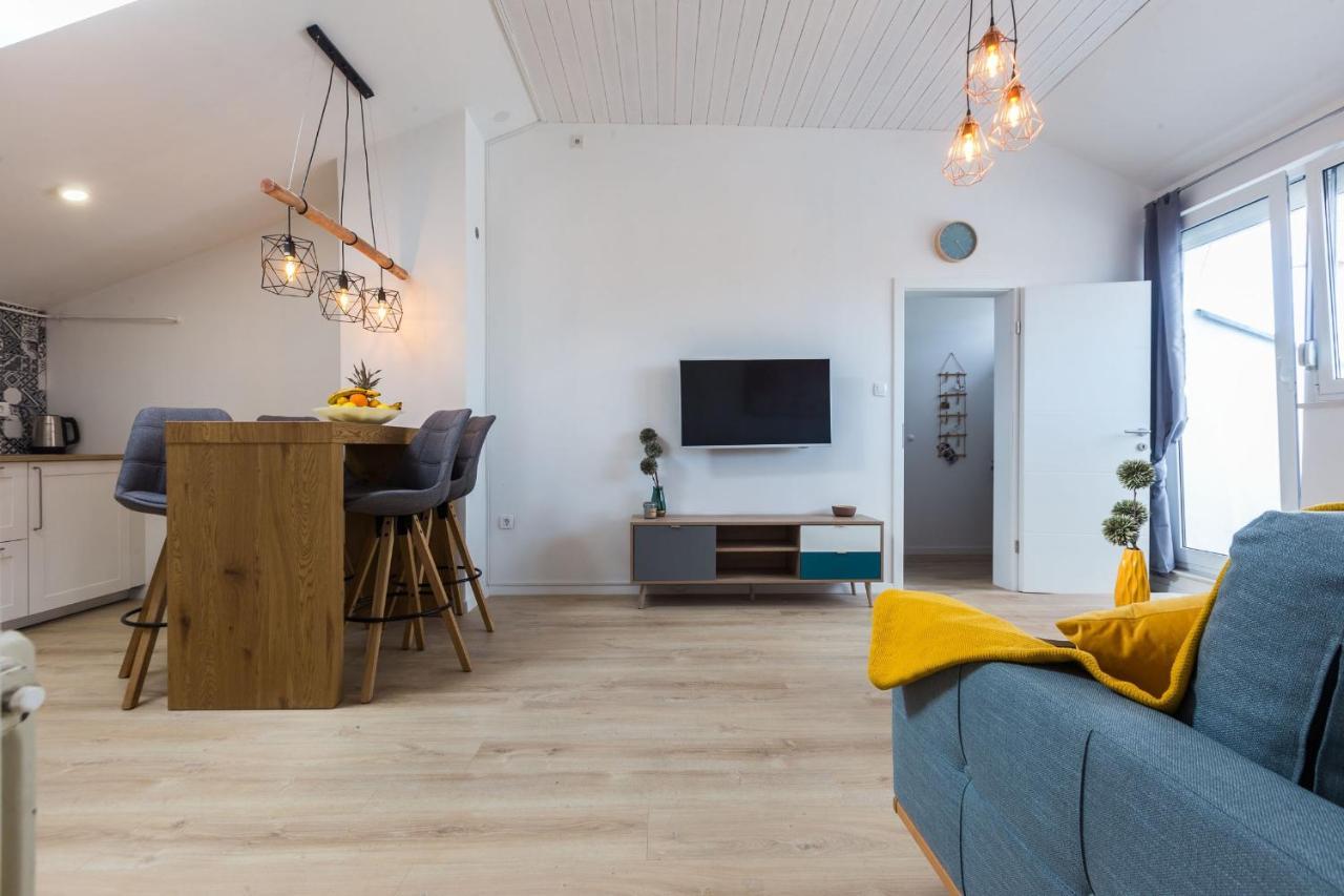 Kuki Apartment With Balcony Zadar Exterior foto